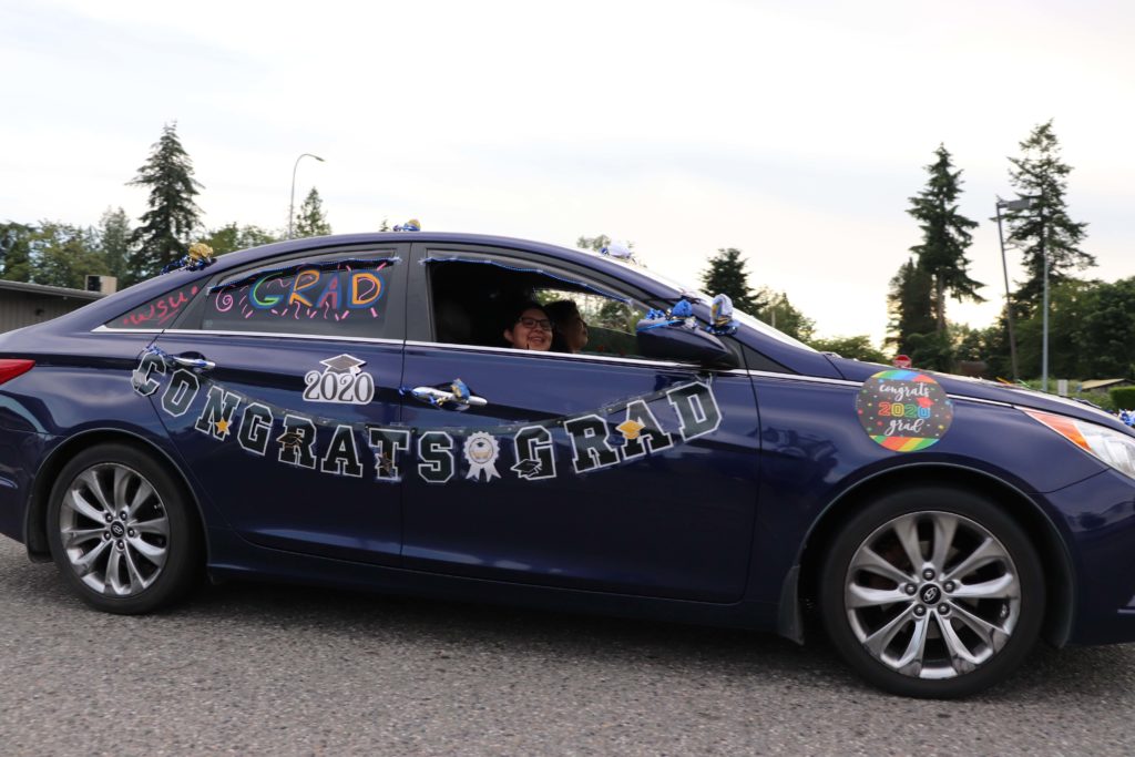 blue-grad-car