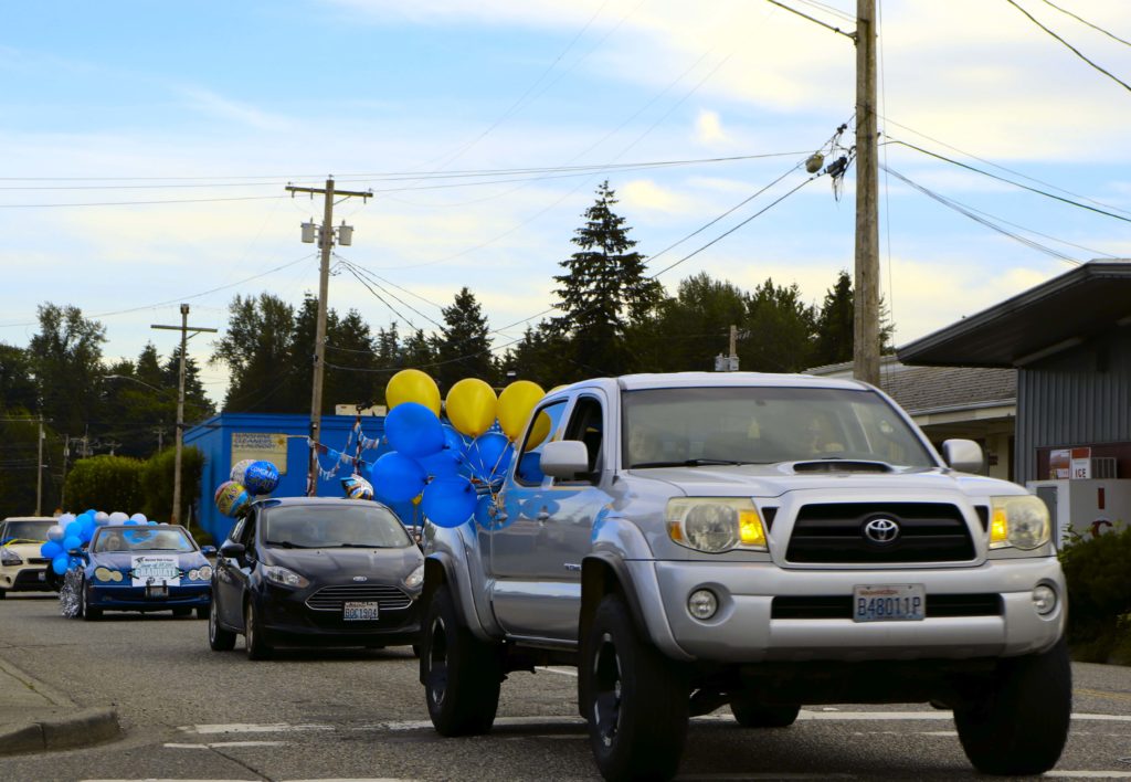 parade-line